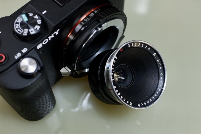 Schneider-Kreuznach Xenagon 1:3.5/35 + α7C: 少年☆レンズ